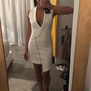 Sleeveless Tuxedo Dress with Zipper Closure